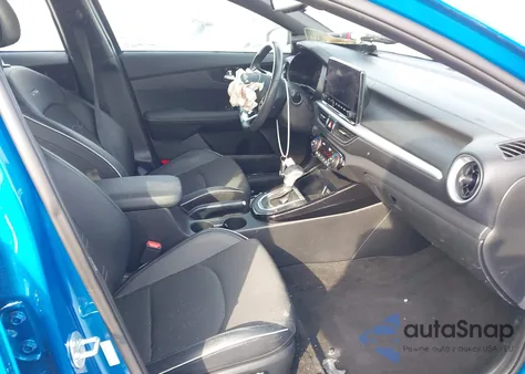 2022 Kia Forte Gt-Line из США, поврежденный, VIN 3KPF54AD1NE493187